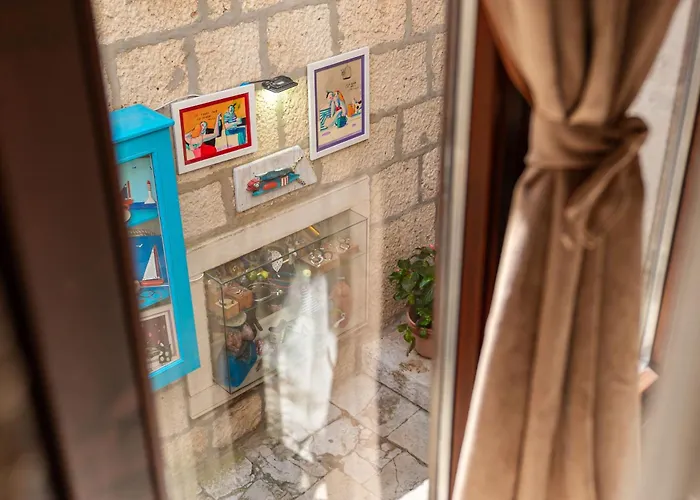 St Roko - Cozy Stone In Old Town Apartment